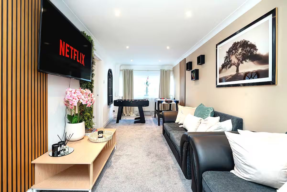 Leominster Road serviced accommodation