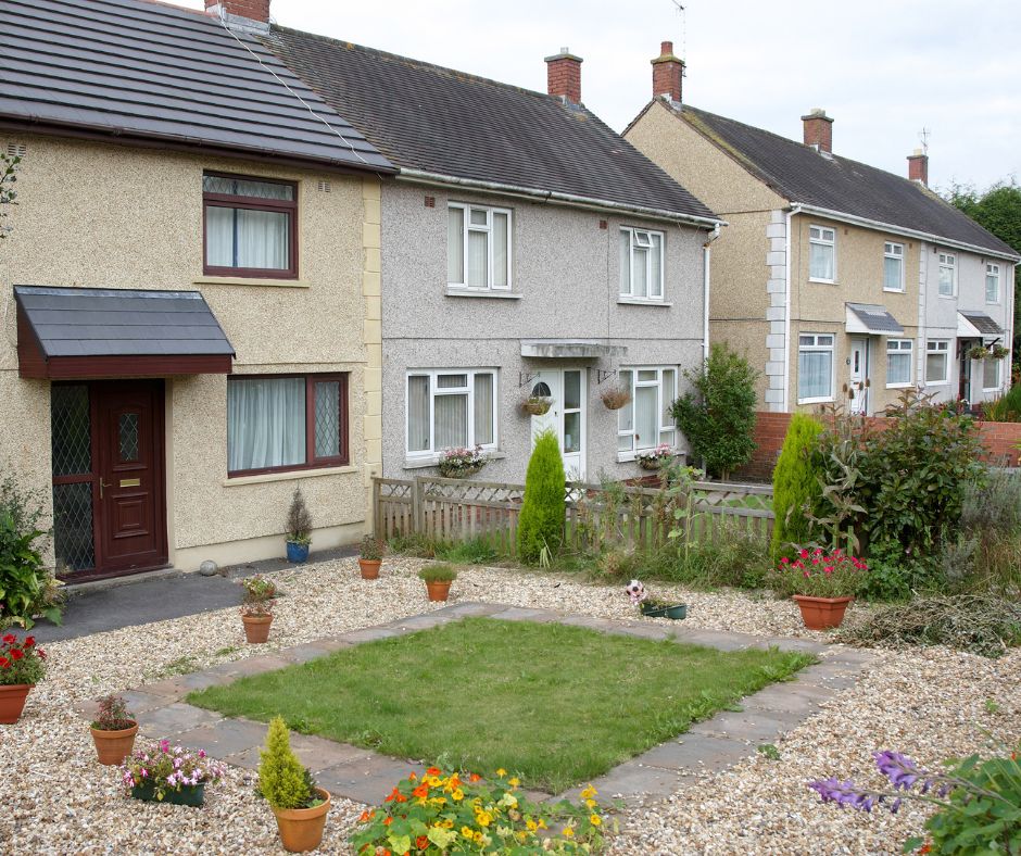 former estate agent.jpg